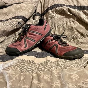 EUC Xero Shoes Mesa Trail Size 9